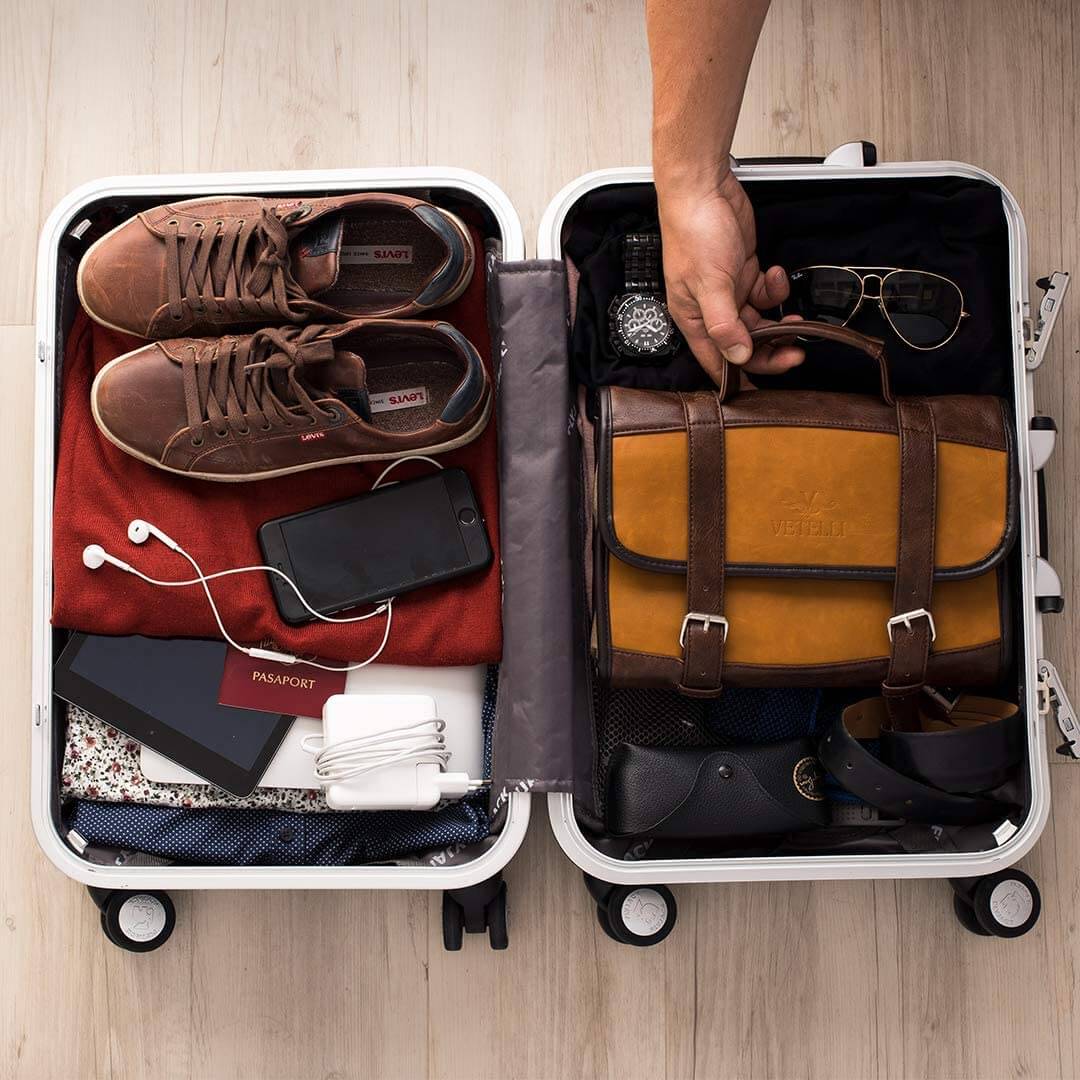 The Hanging Toiletry Bag - Vetelli